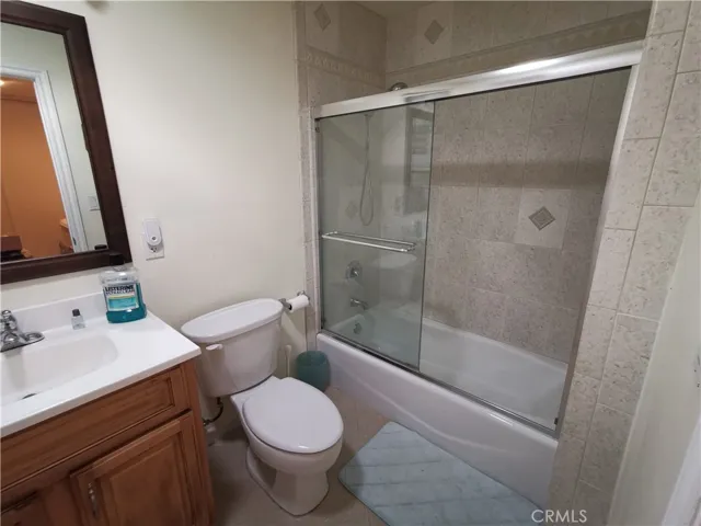 22543 Hartland Street, West Hills, California 91307