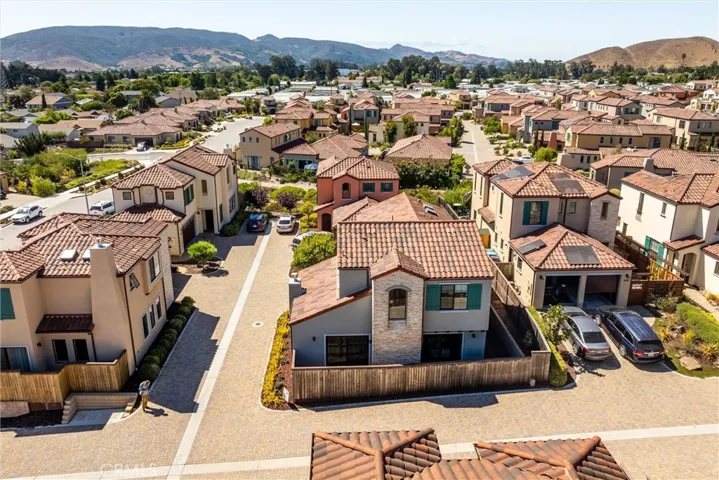 3074 Lucca Lane, San Luis Obispo, California 93401