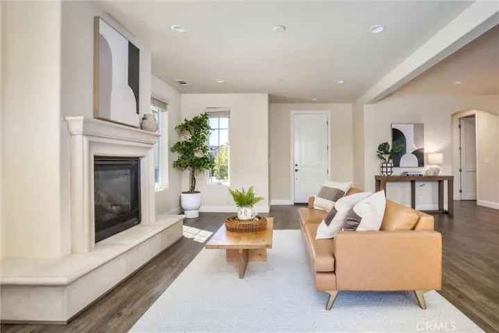 3074 Lucca Lane, San Luis Obispo, California 93401