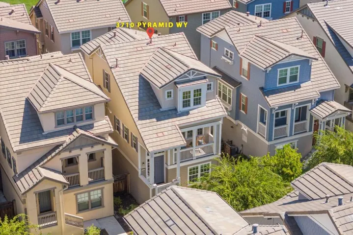 3710 Pyramid Way, Mountain View, California 94043