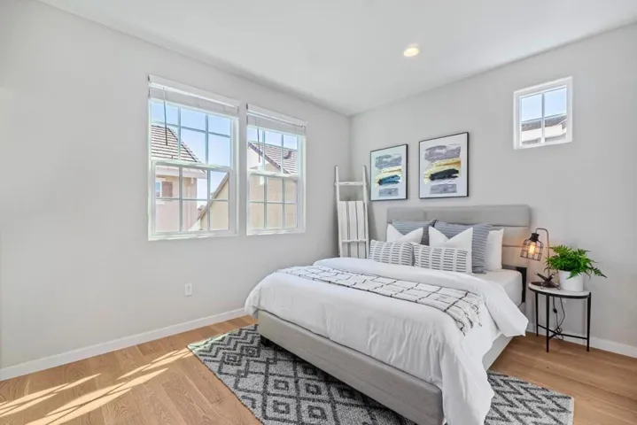3710 Pyramid Way, Mountain View, California 94043