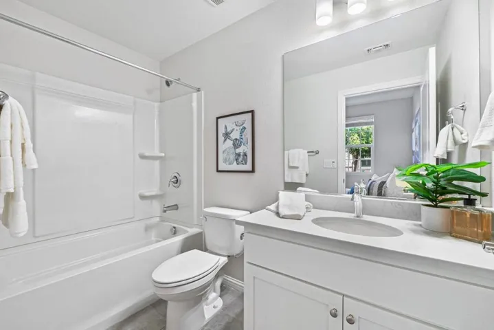 3710 Pyramid Way, Mountain View, California 94043