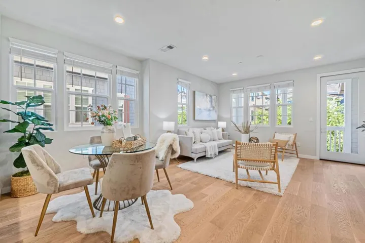 3710 Pyramid Way, Mountain View, California 94043