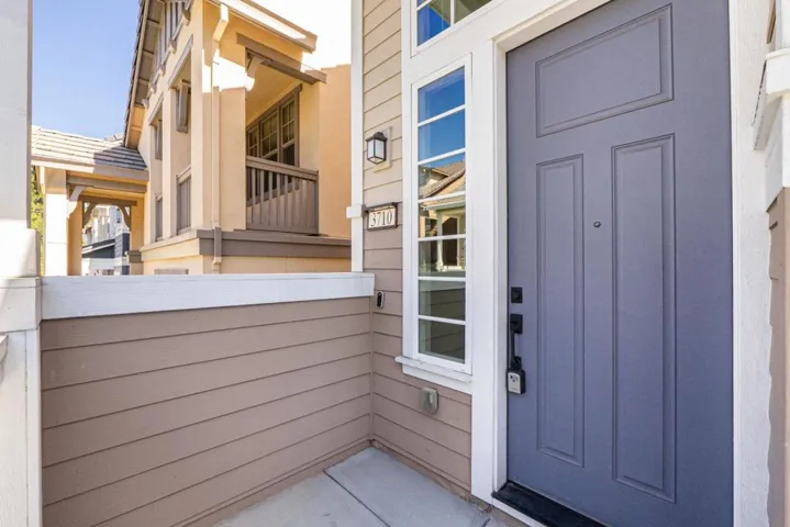 3710 Pyramid Way, Mountain View, California 94043