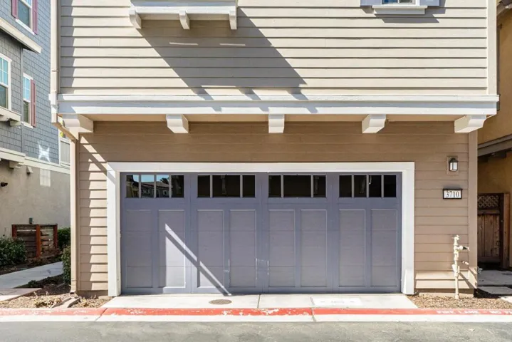 3710 Pyramid Way, Mountain View, California 94043