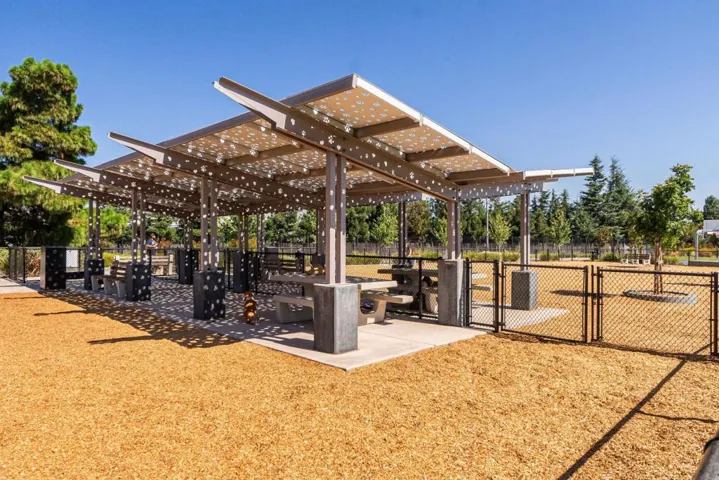 3710 Pyramid Way, Mountain View, California 94043