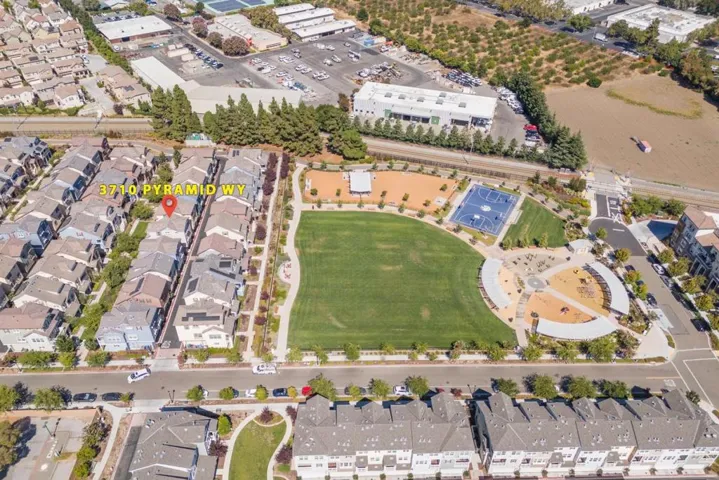 3710 Pyramid Way, Mountain View, California 94043