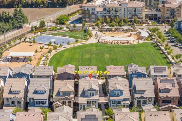 3710 Pyramid Way, Mountain View, California 94043