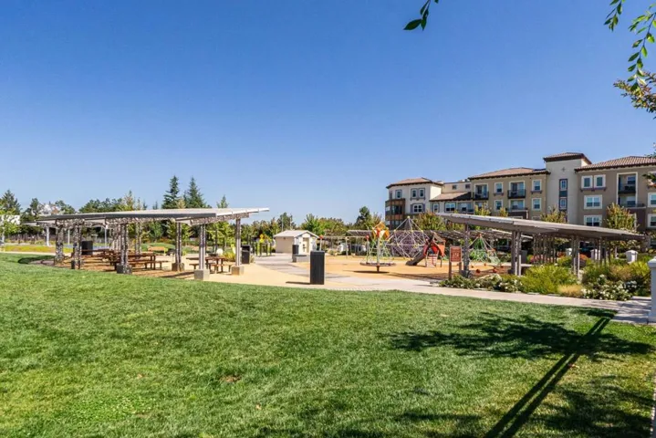 3710 Pyramid Way, Mountain View, California 94043