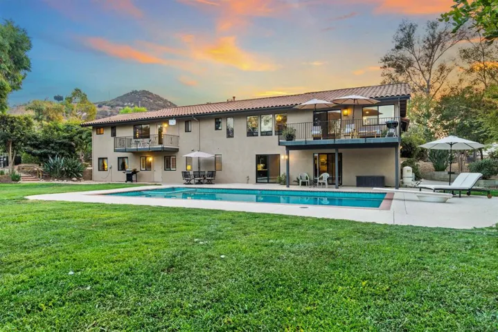 14722 Sturnella Way, Valley Center, California 92082