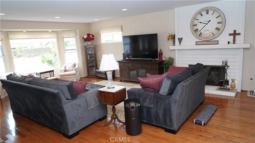 1821 Oriole Drive, Costa Mesa, California 92626