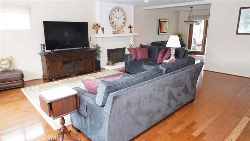 1821 Oriole Drive, Costa Mesa, California 92626