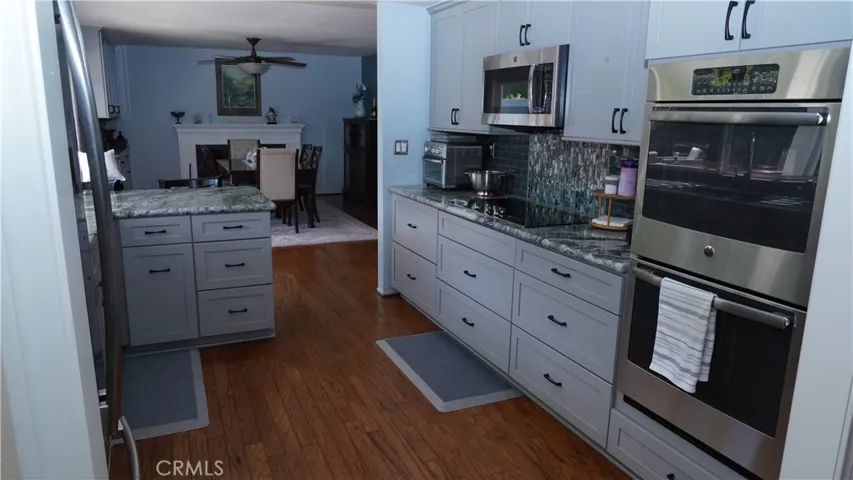 1821 Oriole Drive, Costa Mesa, California 92626
