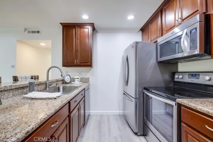 21991 Rimhurst Drive 143, Lake Forest, California 92630