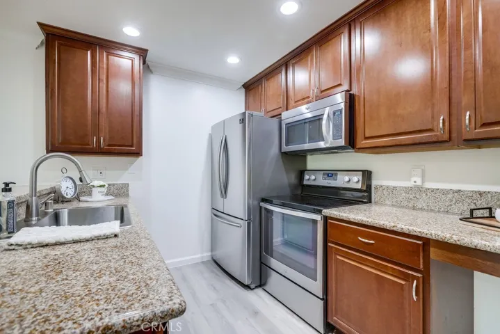 21991 Rimhurst Drive 143, Lake Forest, California 92630