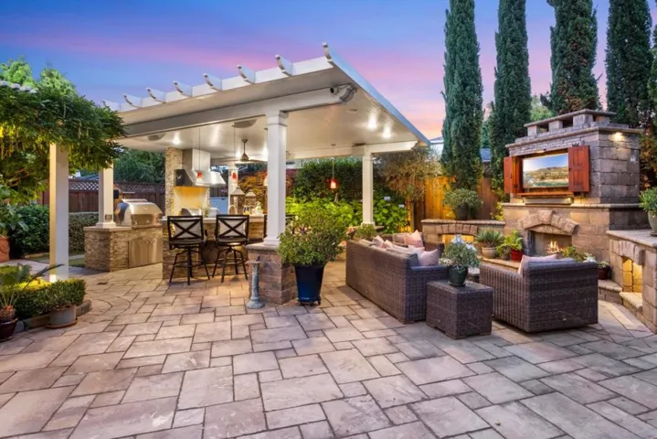1613 Sanchez Avenue, Burlingame, California 94010