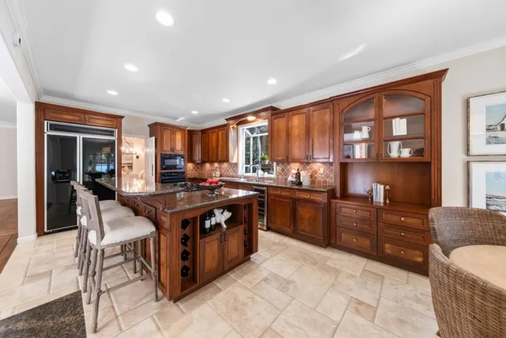 1613 Sanchez Avenue, Burlingame, California 94010