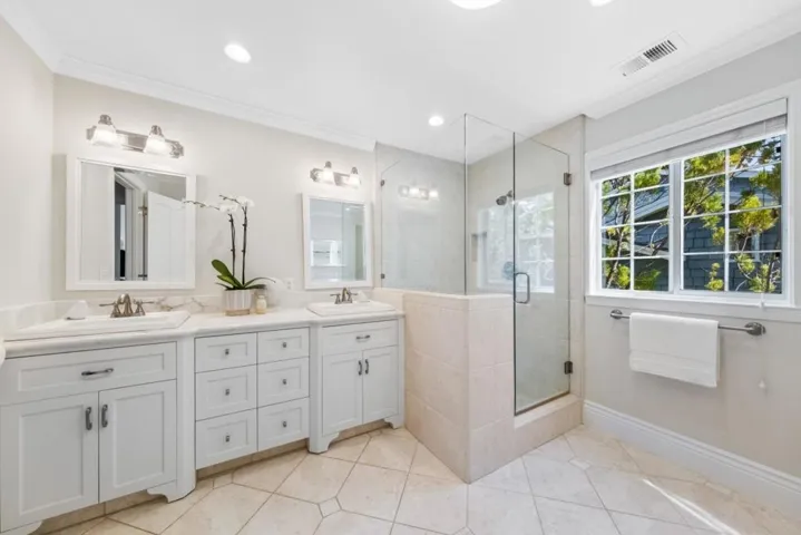 1613 Sanchez Avenue, Burlingame, California 94010