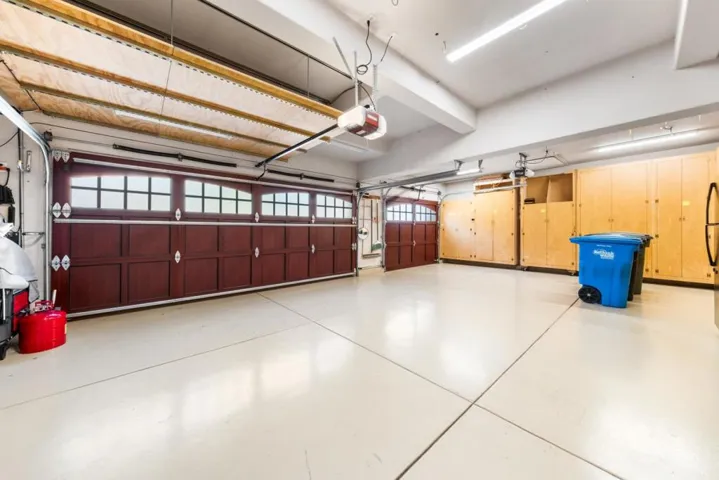 1613 Sanchez Avenue, Burlingame, California 94010