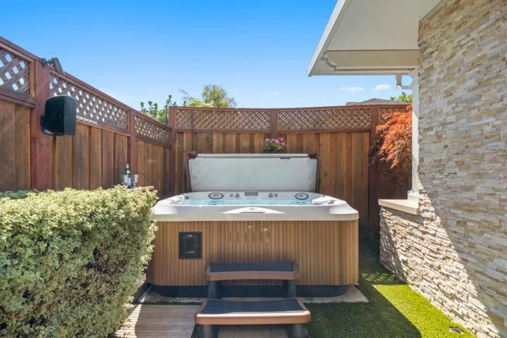 1613 Sanchez Avenue, Burlingame, California 94010