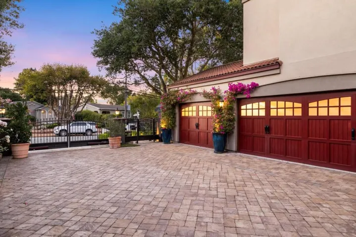 1613 Sanchez Avenue, Burlingame, California 94010