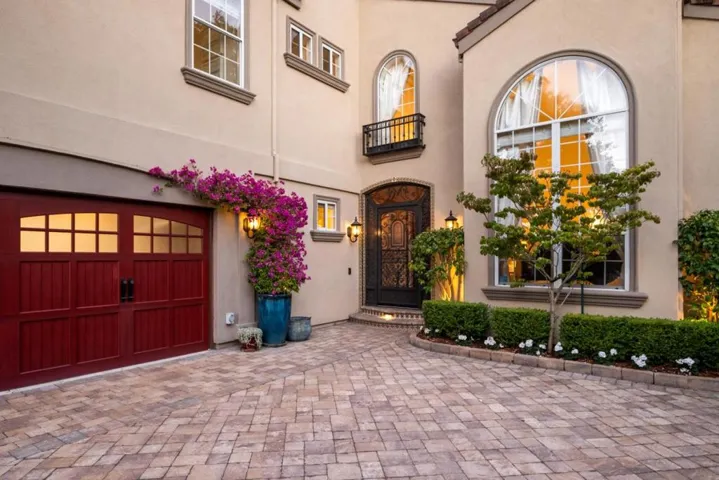 1613 Sanchez Avenue, Burlingame, California 94010