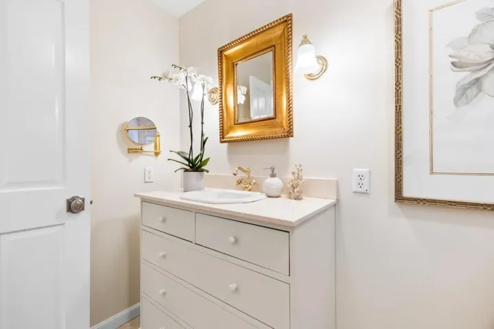 1613 Sanchez Avenue, Burlingame, California 94010