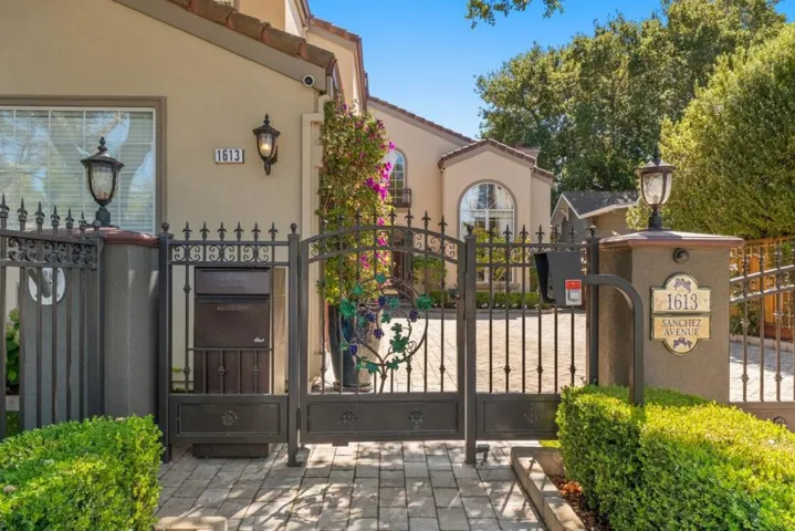 1613 Sanchez Avenue, Burlingame, California 94010