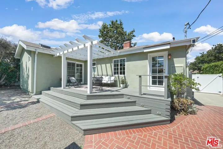 12040 Clover Avenue, Los Angeles, California 90066