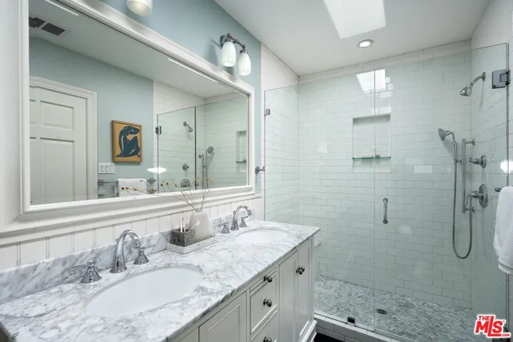 12040 Clover Avenue, Los Angeles, California 90066