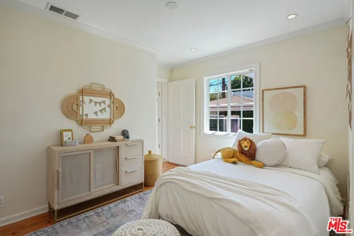 12040 Clover Avenue, Los Angeles, California 90066