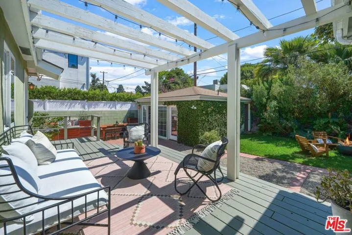 12040 Clover Avenue, Los Angeles, California 90066