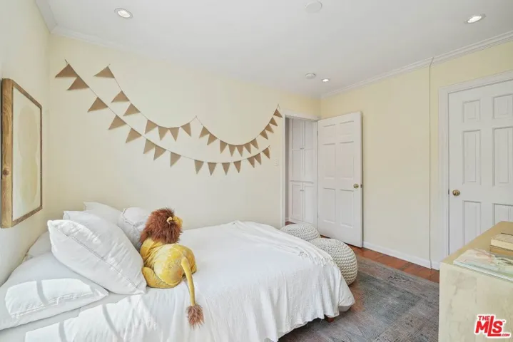 12040 Clover Avenue, Los Angeles, California 90066
