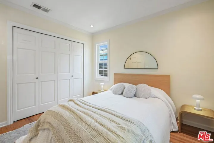 12040 Clover Avenue, Los Angeles, California 90066