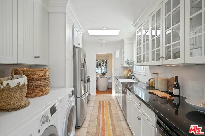 12040 Clover Avenue, Los Angeles, California 90066