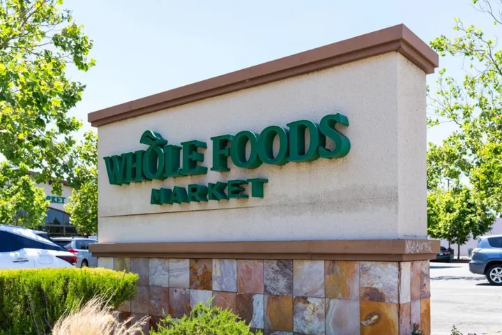 435 E Oakwood Boulevard, Redwood City, California 94061