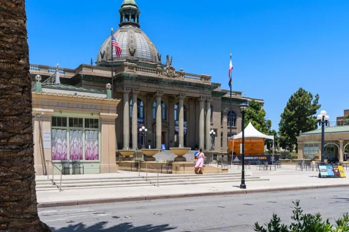 435 E Oakwood Boulevard, Redwood City, California 94061