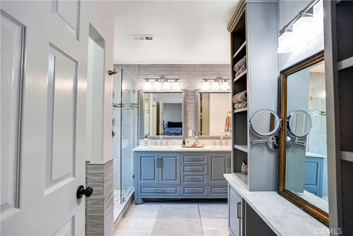 30172 Spray Drive, Canyon Lake, California 92587