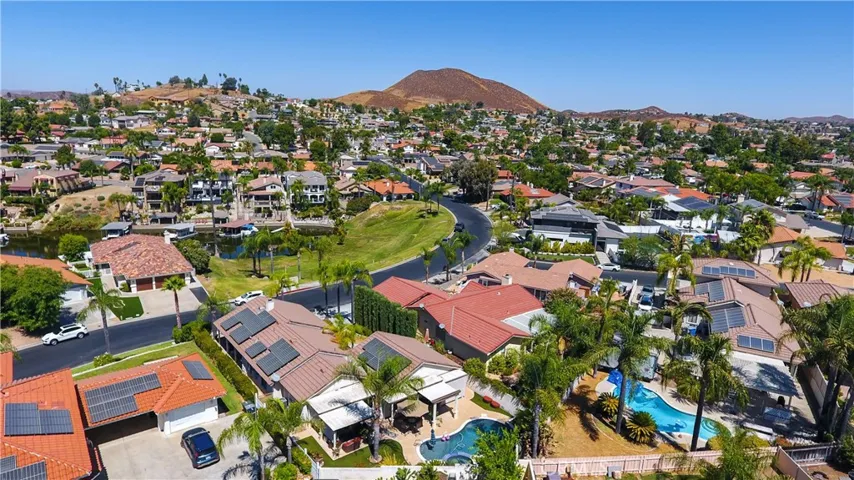 30172 Spray Drive, Canyon Lake, California 92587