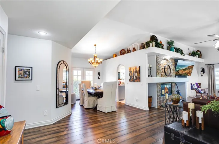 30172 Spray Drive, Canyon Lake, California 92587