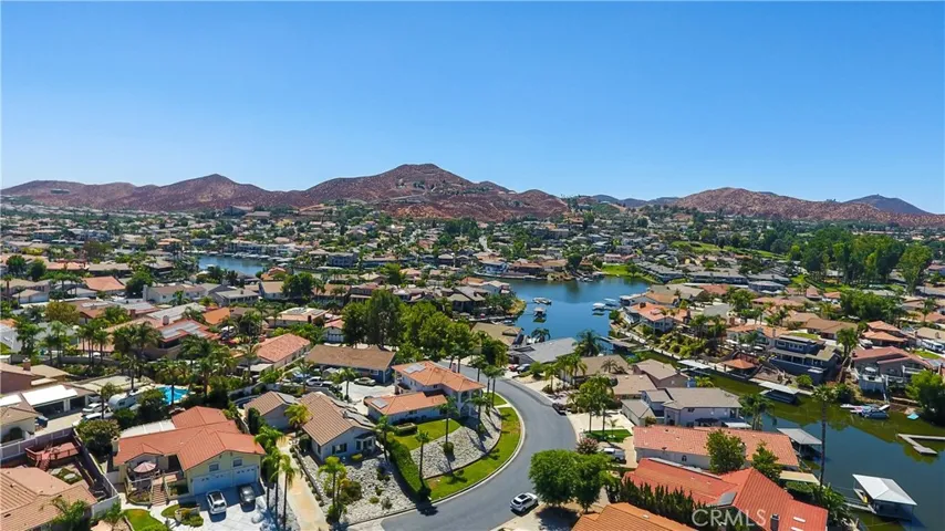 30172 Spray Drive, Canyon Lake, California 92587