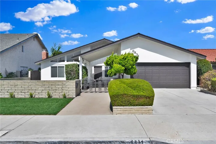 6831 Glen Drive, Huntington Beach, California 92647