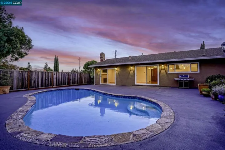 1448 Parkhaven Dr, Pleasant Hill, California 94523