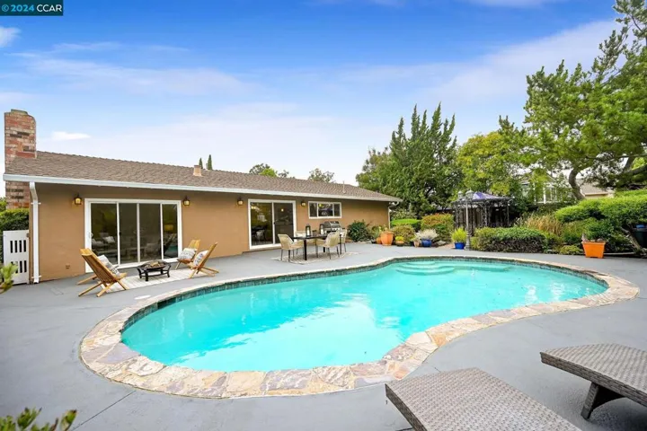1448 Parkhaven Dr, Pleasant Hill, California 94523
