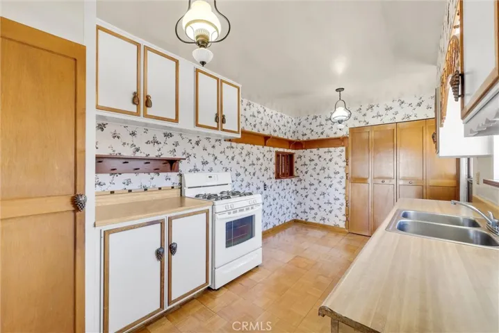8001 Holder Street, Buena Park, California 90620