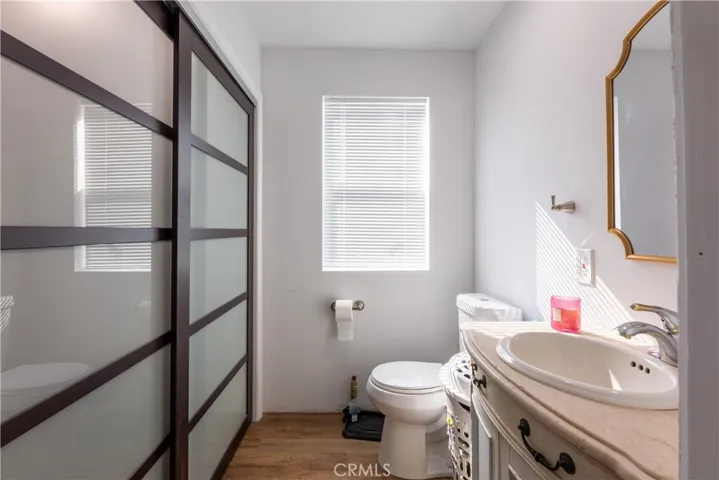1225 E Luray Street, Long Beach, California 90807