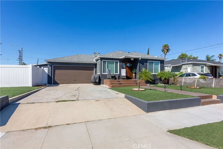1225 E Luray Street, Long Beach, California 90807