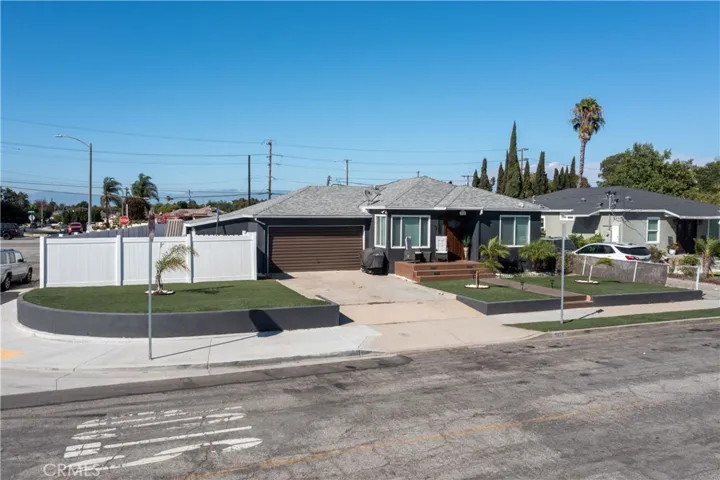 1225 E Luray Street, Long Beach, California 90807