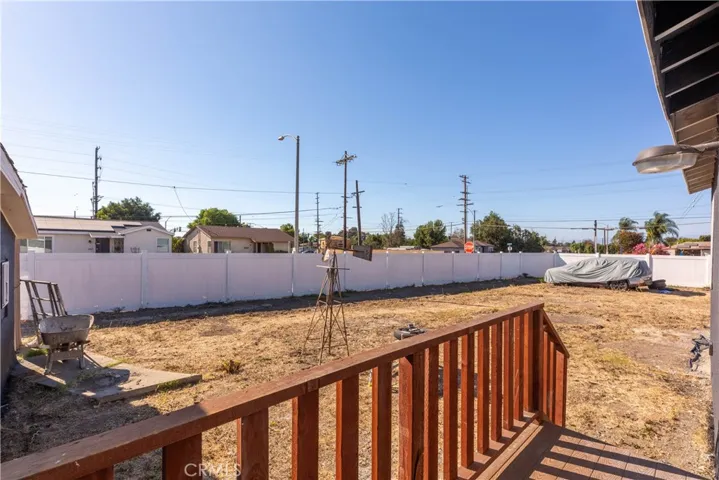 1225 E Luray Street, Long Beach, California 90807