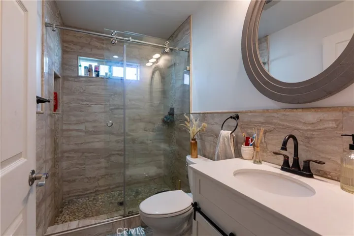 1225 E Luray Street, Long Beach, California 90807